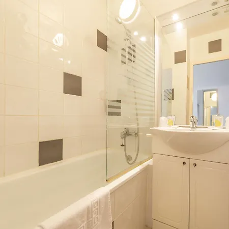 Brit Confort Hotel
