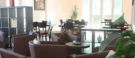 Hotel Brit Confort 3*