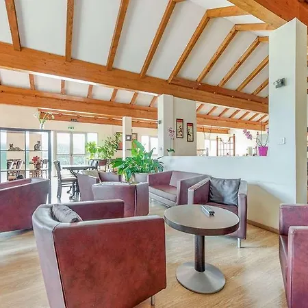 Brit Confort 3* Castres (Tarn)