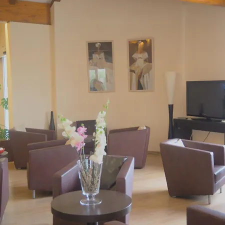 Brit Confort קסטרה