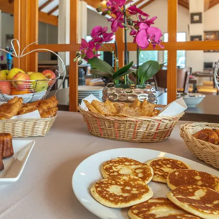 Brit Confort מלון 3*