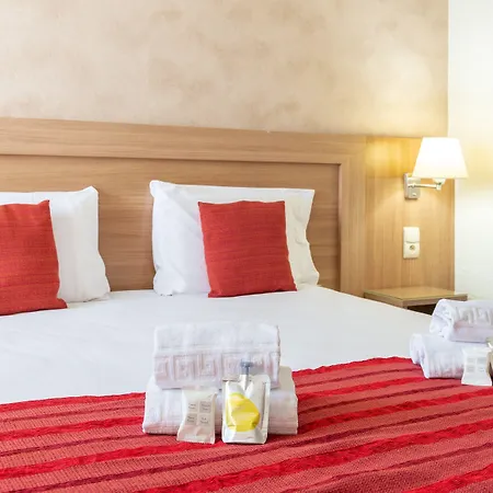 Otel Brit Confort Castres (Tarn)