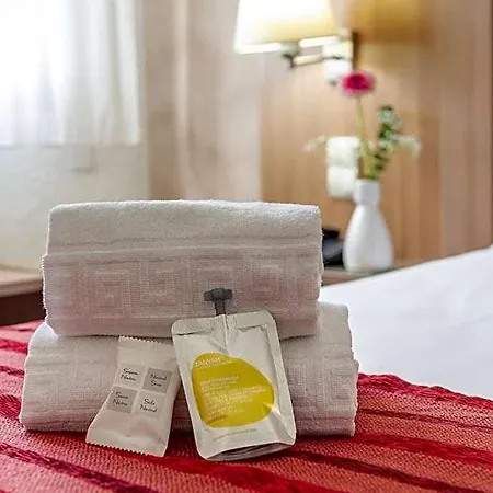 Hotell Brit Confort