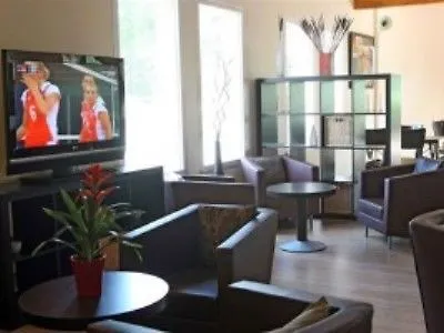 Brit Confort Otel Castres (Tarn)