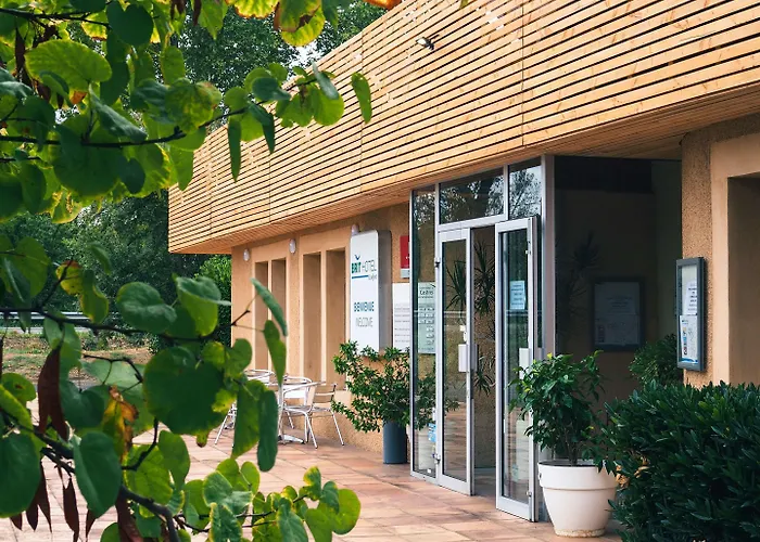 Brit Confort 3* Castres (Tarn)